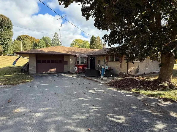 3781 Egg Harbor Rd, Sturgeon Bay, WI 54235