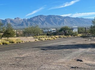 2945 N Silver Spur Dr #13, Tucson, AZ 85745