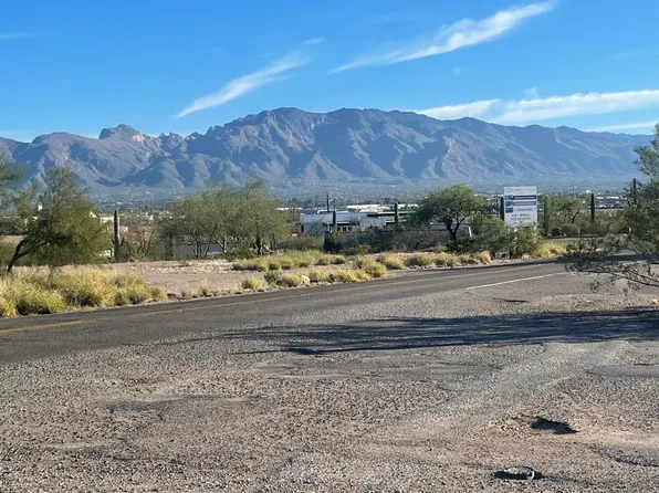 2945 N Silver Spur Dr #13, Tucson, AZ 85745