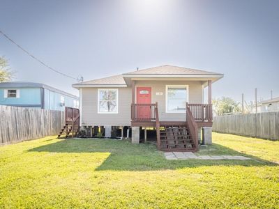 725 10th St, Dickinson, TX, 77539