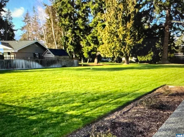 Medsker Rd, Sequim, WA 98382