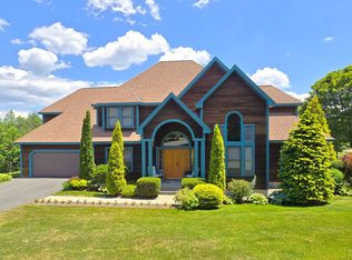 155 Hillwinds Rd N, Brattleboro, VT 05301