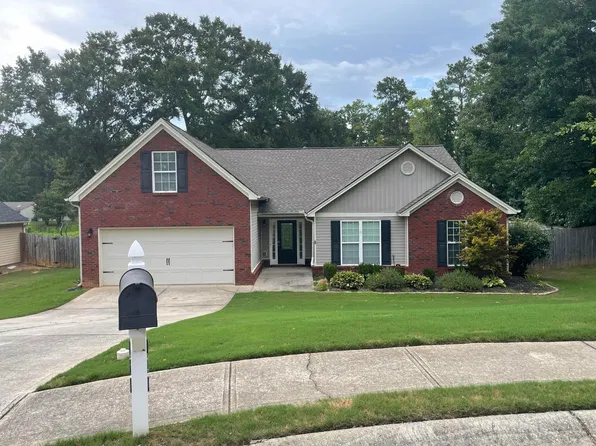 1054 Blakewood Ct, Bethlehem, GA 30620