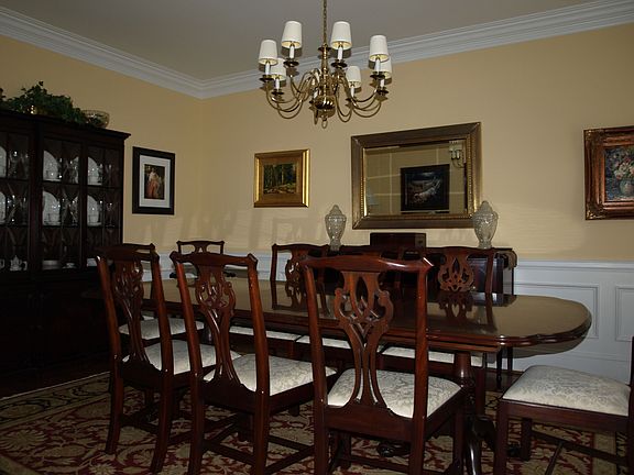 Formal dining room