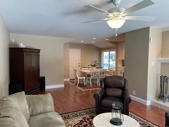 553 Bonita Ave — Photo 12