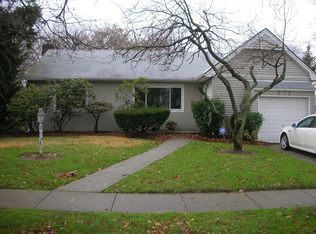 868 Warner Rd, Valley Stream, NY 11580