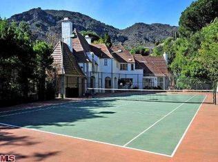 17461 Camino De Yatasto, Pacific Palisades, CA 90272