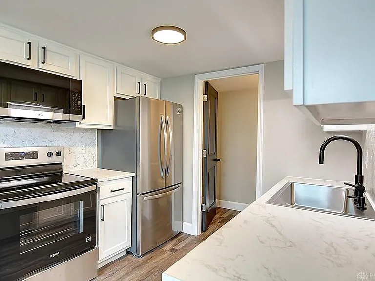 306 Chadwick Pl — Photo 11
