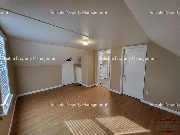 5th image of 310 7th St APT 3