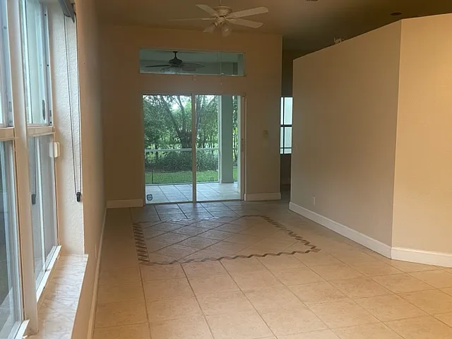 646 Vista Meadows Dr — Photo 18