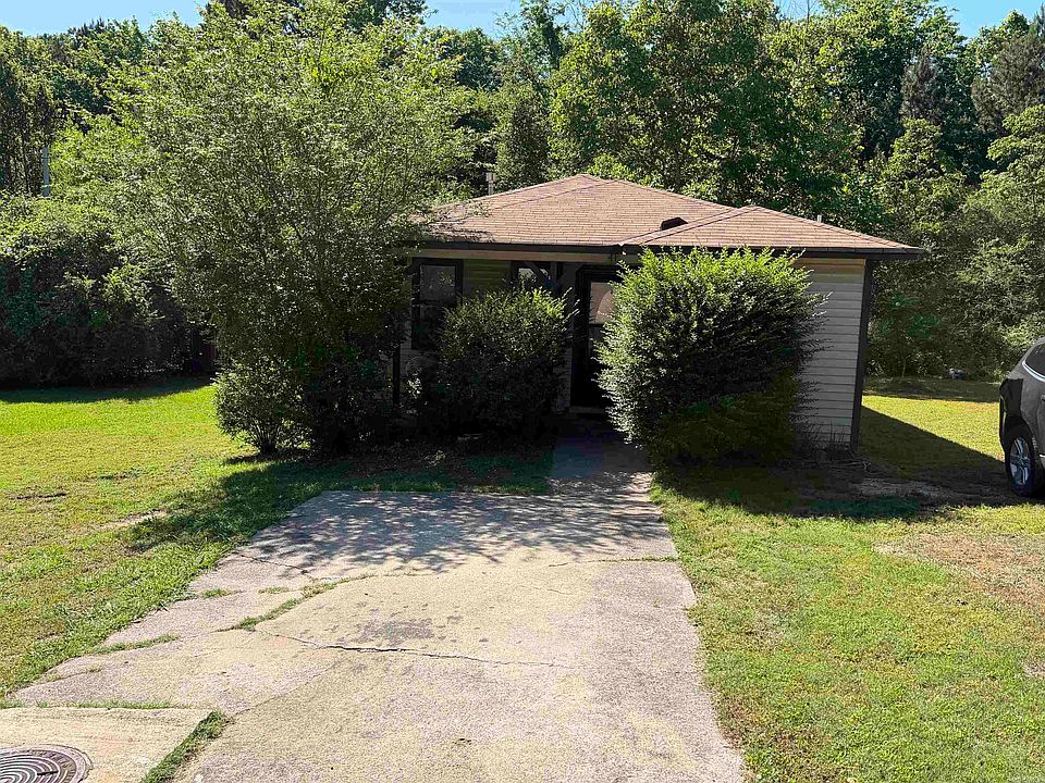 1st image of 41 Compass Point St