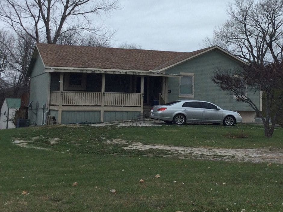 24200 S Tanaine Ln, Peculiar, MO 64078 Zillow