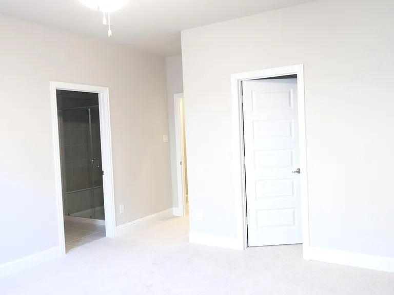 332 Blackthorne Dr — Photo 23