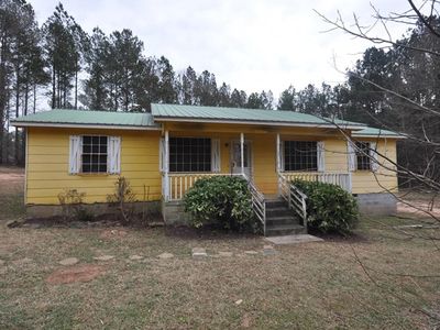 1695 Grandma Branch Rd, Grantville, GA, 30220