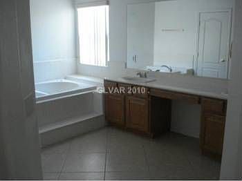 2nd image of 6021 Rolling Meadow St