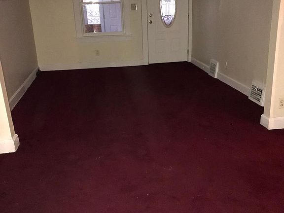 3rd image of 1621 Granby Ave