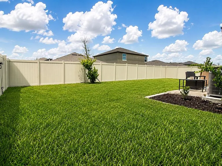 13191 Garnet Raspberry Ave — Photo 16
