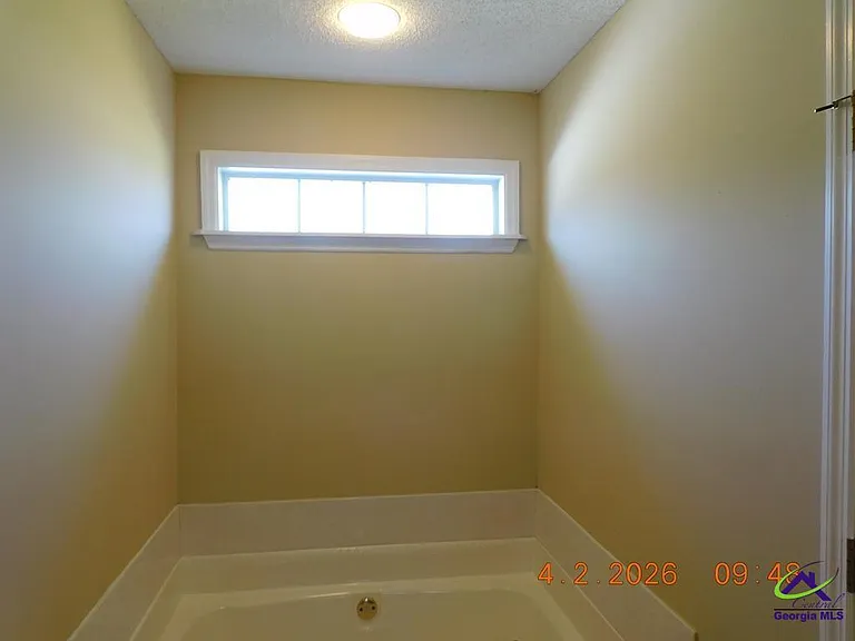 225 Waterford Dr — Photo 11