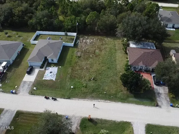 8545 104th Ave, Vero Beach, FL 32967