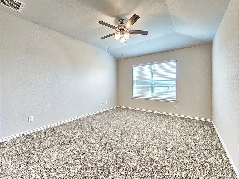 6172 Darlington Ave — Photo 13