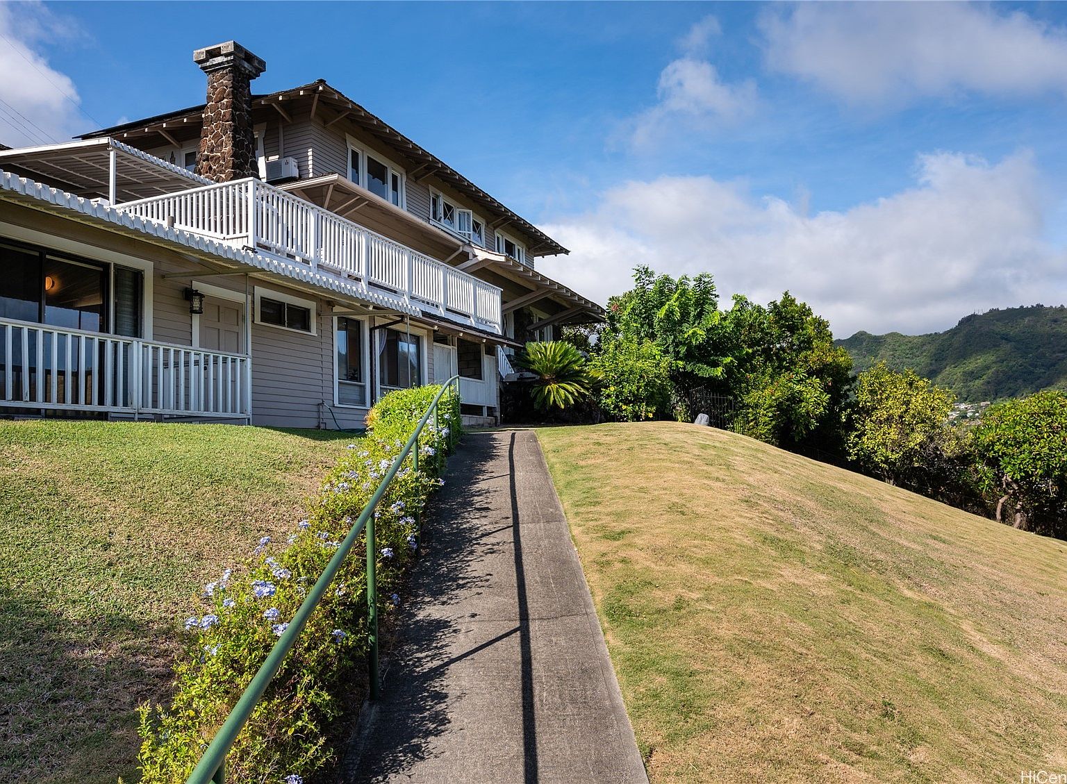 2626 Hillside Ave, Honolulu, HI 96822 | MLS #202516860 | Zillow