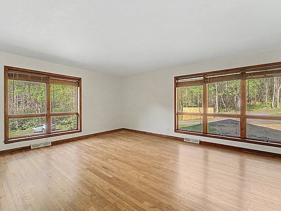 30th image of 3956 Franks Creek Rd