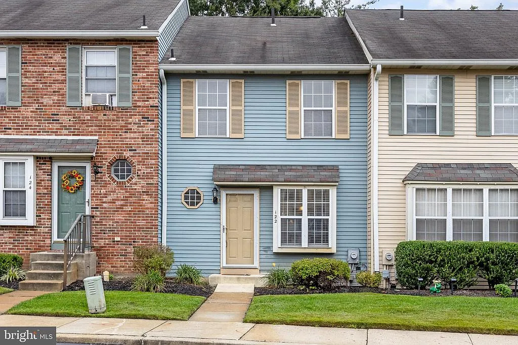 2 bed, 2.5 bath, 1224 sqft, $2,700 — Photo 1