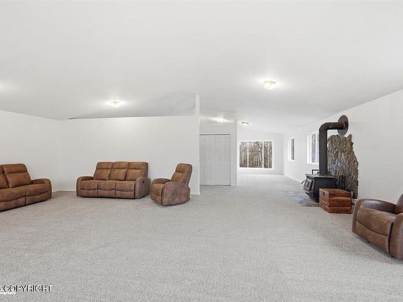 5th image of 2762 S Walnut Wood Dr