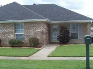 3913 Campagna Dr, Chalmette, LA 70043