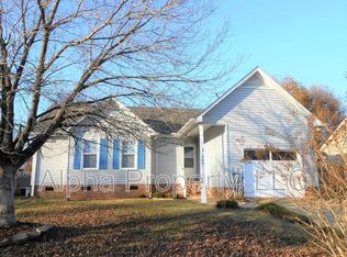 305 Fairdale Dr, Simpsonville, SC 29681