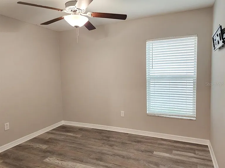 838 Olive Conch St — Photo 5