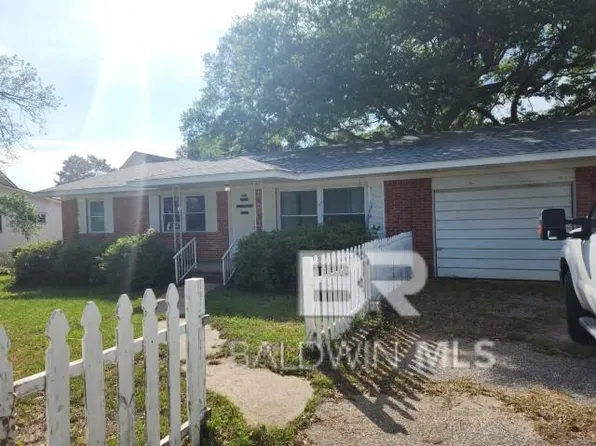 358 Satsuma St, Fairhope, AL 36532