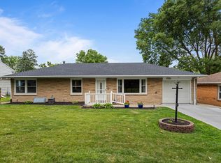 1716 Park Haven Dr, Champaign, IL