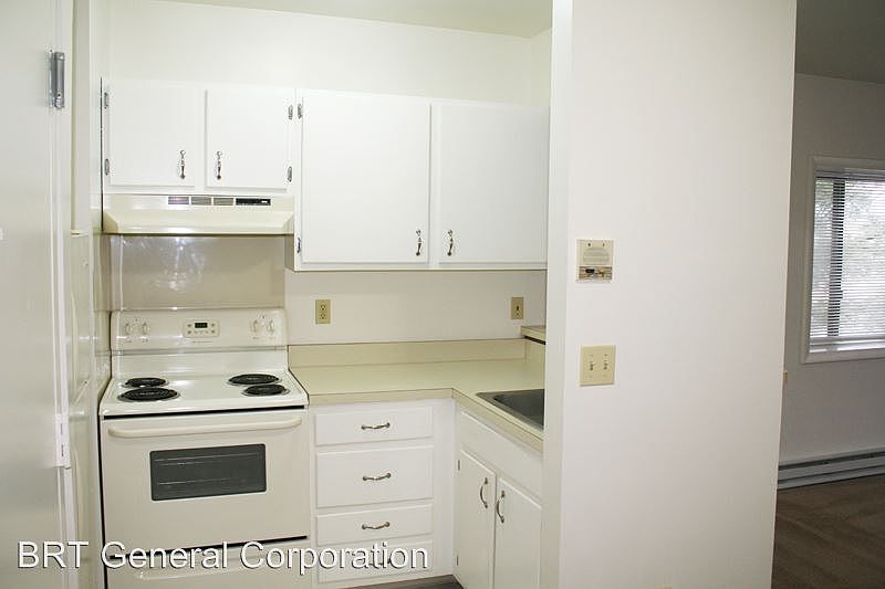 2nd image of 234 White St APT 14