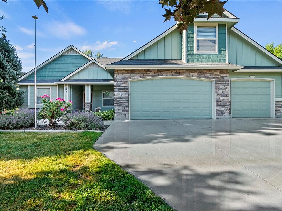 1st image of 2097 W Ditch Creek Dr