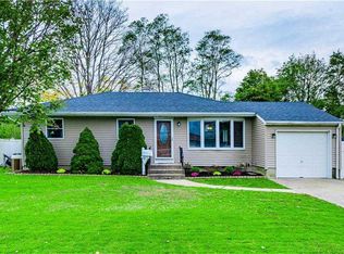 17 Marc St, Ronkonkoma, NY 11779
