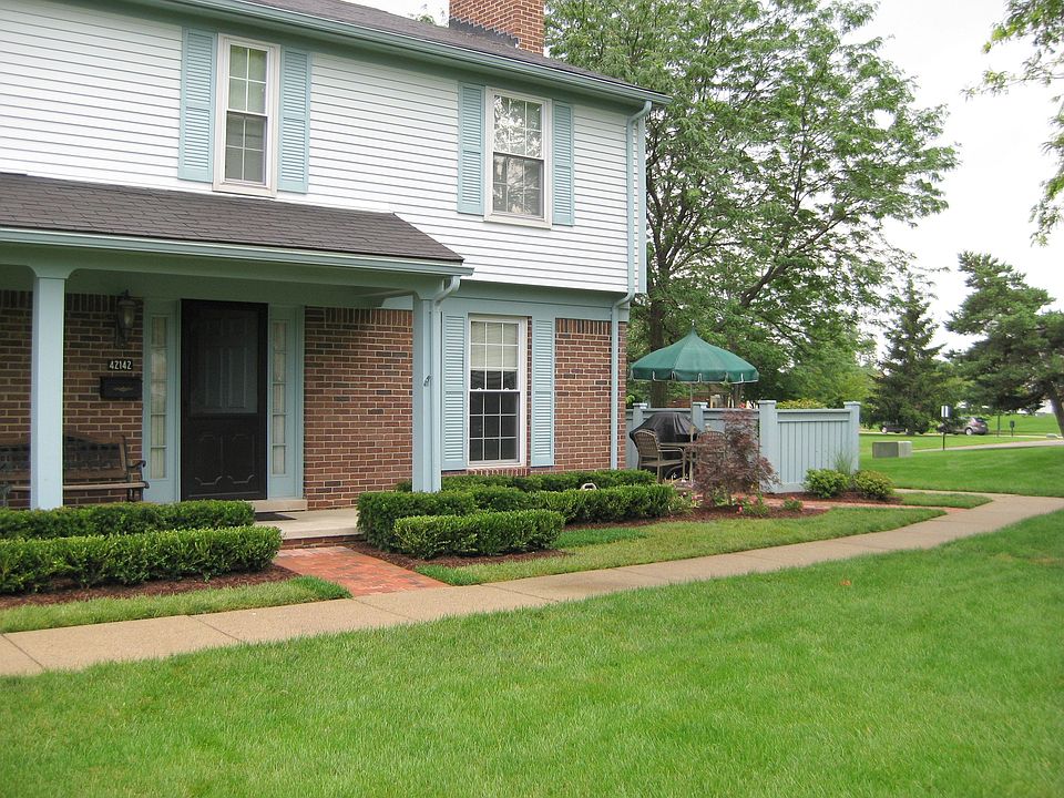 1st image of 42142 Roscommon Dr #281