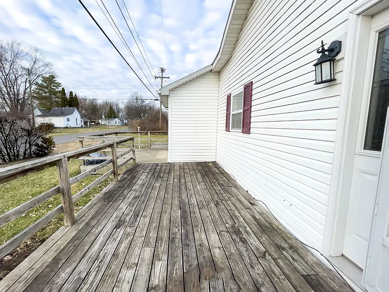 1800 E Princeton Ave — Photo 23