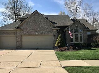 1590 Nadine, Rochester Hills, MI 48307