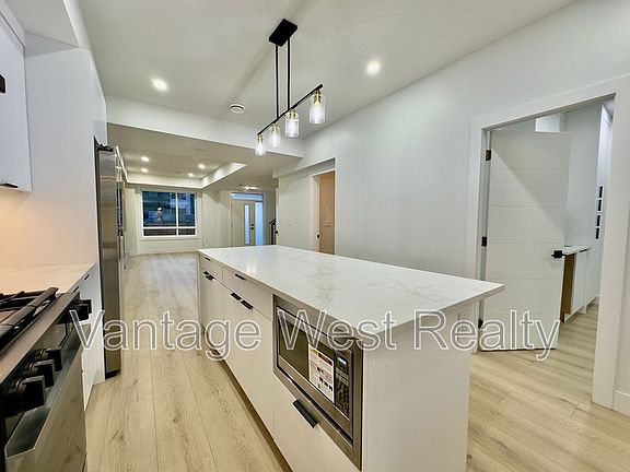 4th image of 754 Raymer Ave