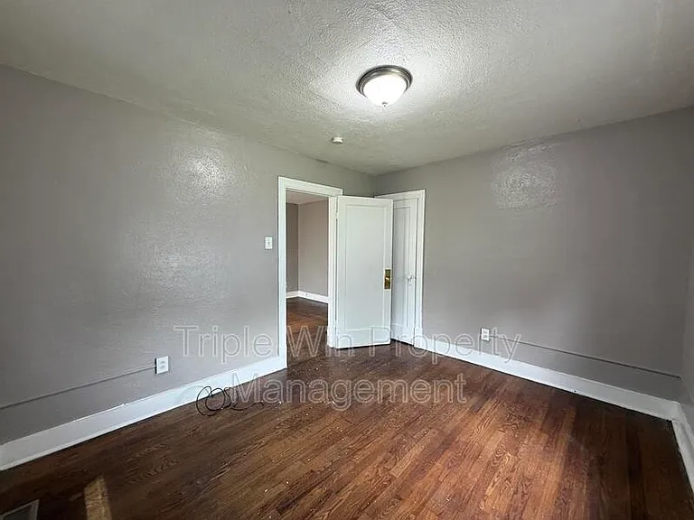 8530 Lowell St — Photo 13