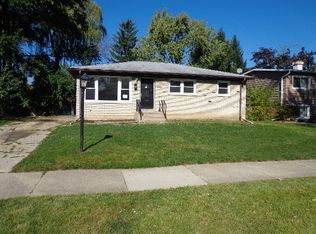 2108 Edgewood Rd, Waukegan, IL 60087