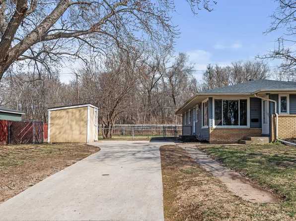 7112 65th Ave N, Brooklyn Park, MN 55428