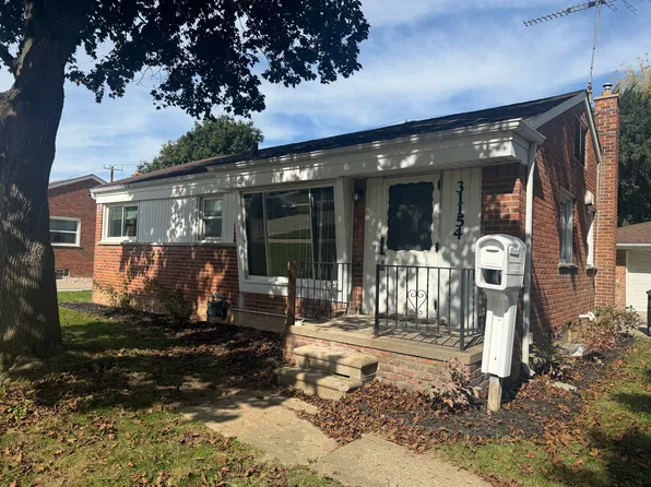 31154 Hathaway St, Livonia, MI 48150
