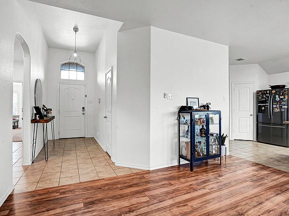 3rd image of 9001 Mossy Creek Ln