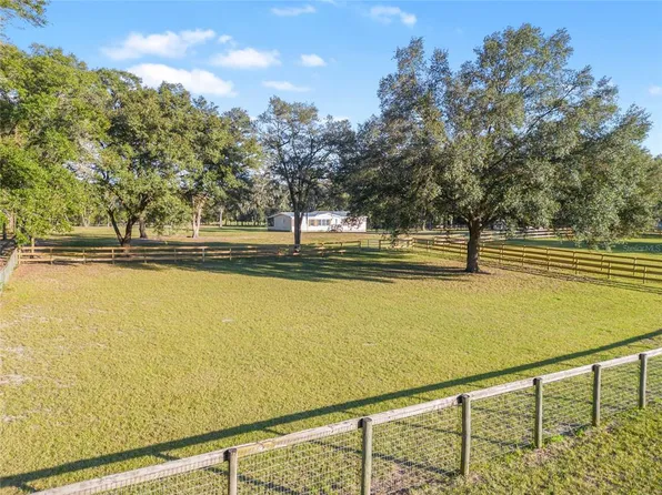 3291 SE 188th Ter, Morriston, FL 32668