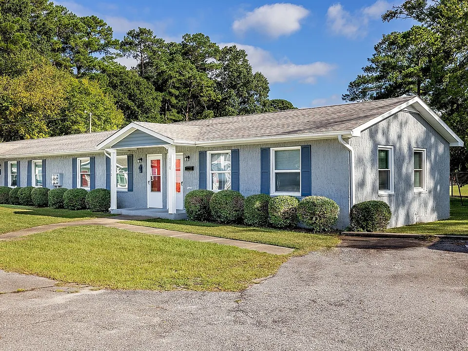 100-123 Sycamore Ct