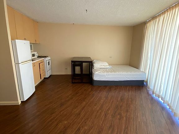 2nd image of 750 Amana St APT 1402