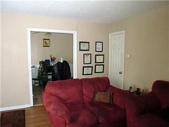 2nd image of 5909 E 100th Ter