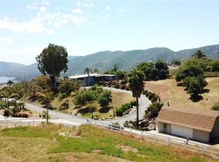 2112 W Via Rancho Pkwy, Escondido, CA 92029